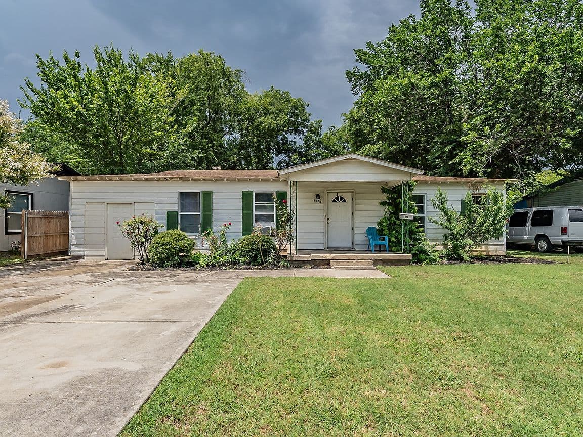 Primary listing photo