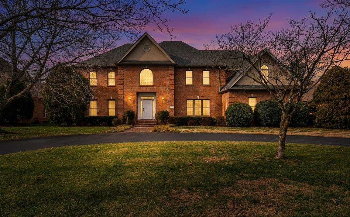 Primary listing photo