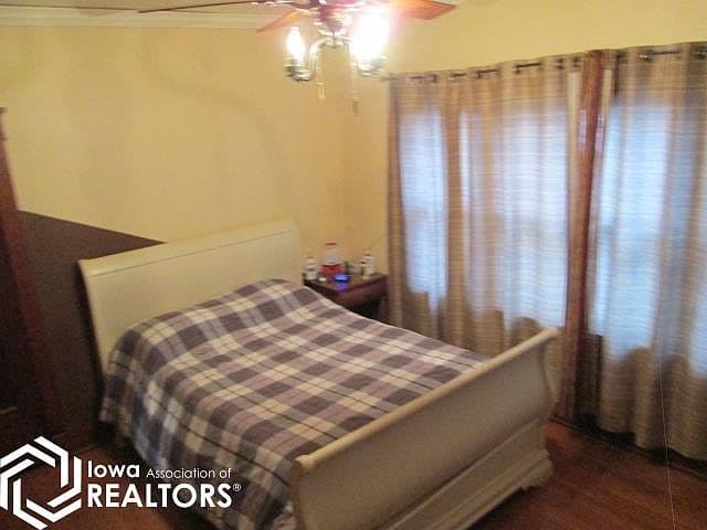 Listing photo 5