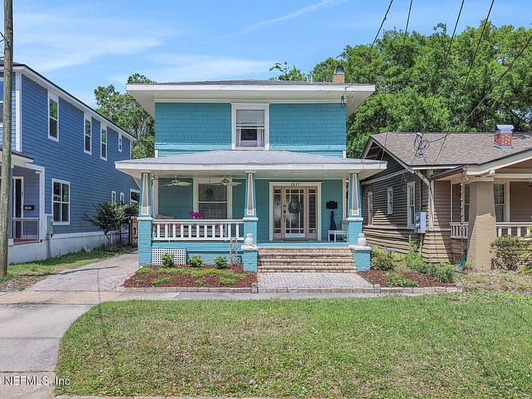 Listing photo 3