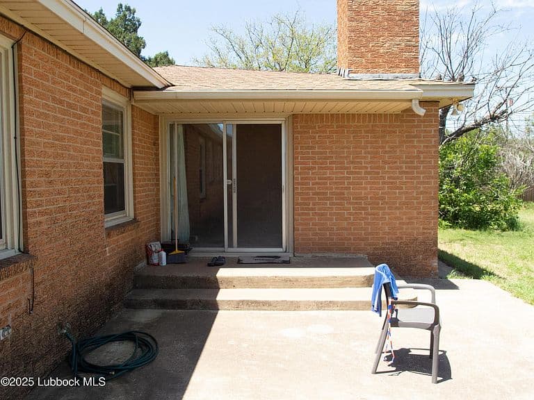Listing photo 4