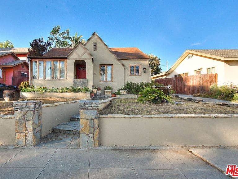 Listing photo 4