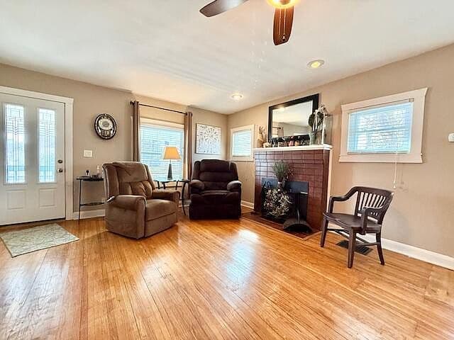 Listing photo 5
