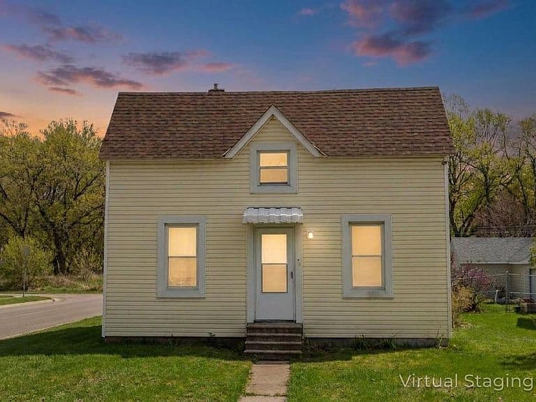 Listing photo 3