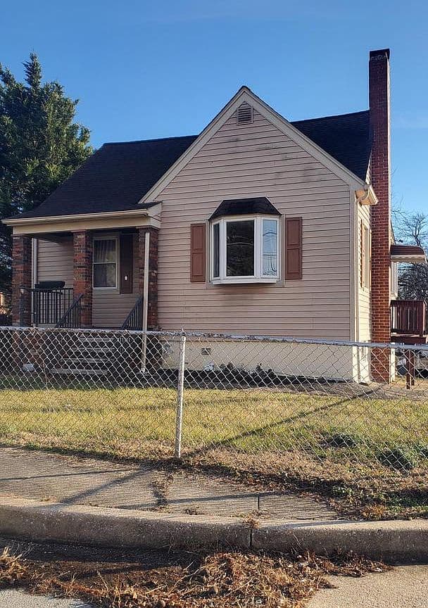 Primary listing photo