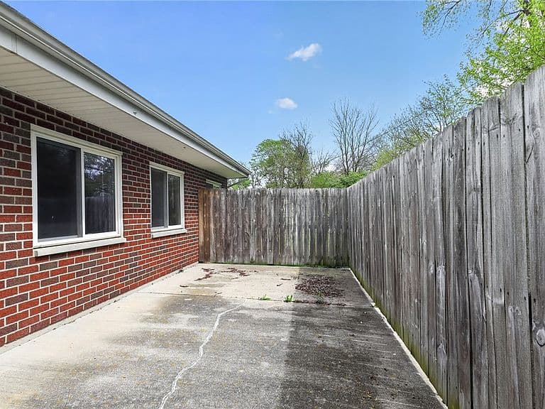 Listing photo 4