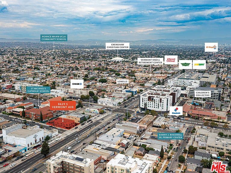 Listing photo 3