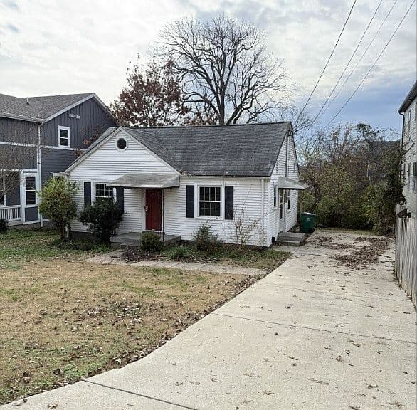 Listing photo 2