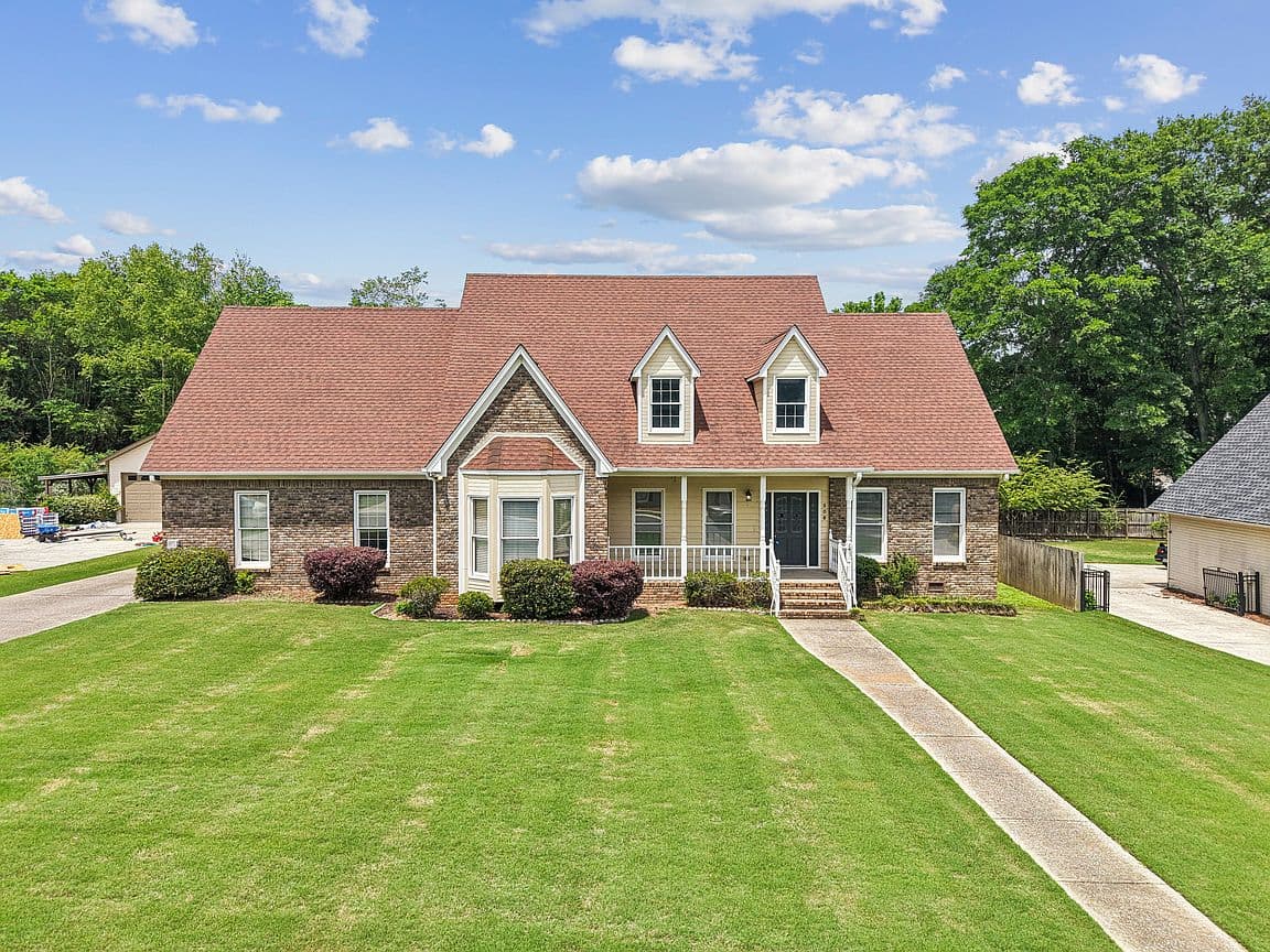 Primary listing photo