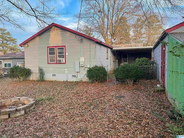 Listing photo 4