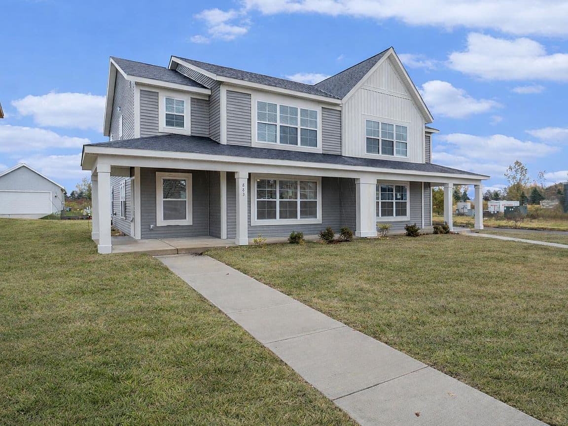Primary listing photo