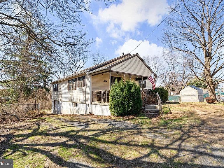 Listing photo