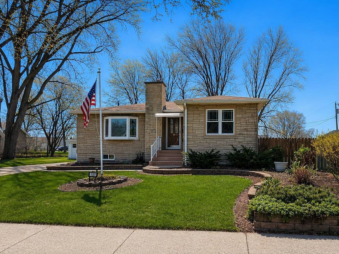 Primary listing photo