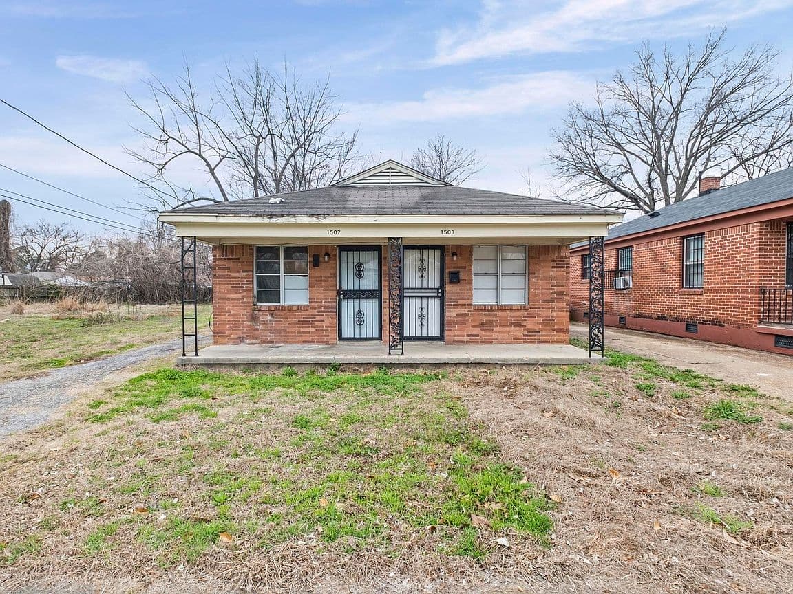 Primary listing photo