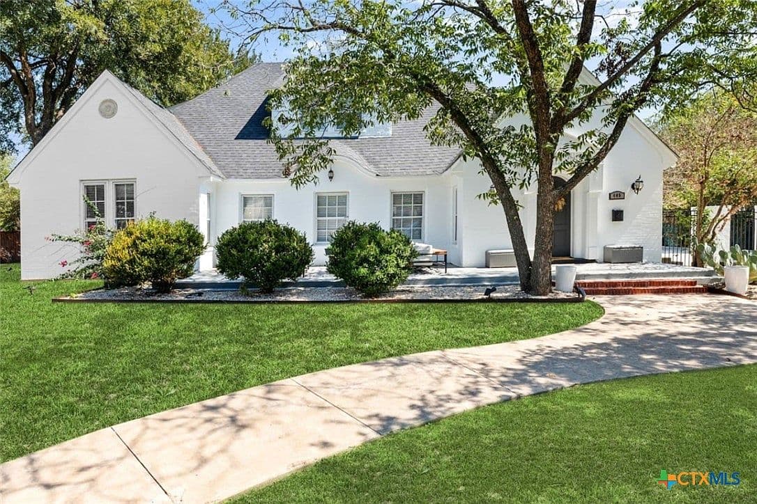 Primary listing photo