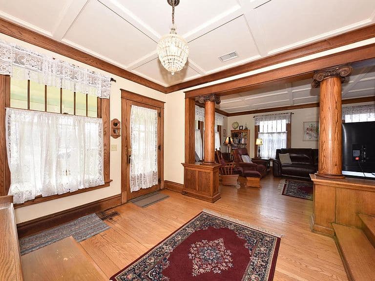 Listing photo 4