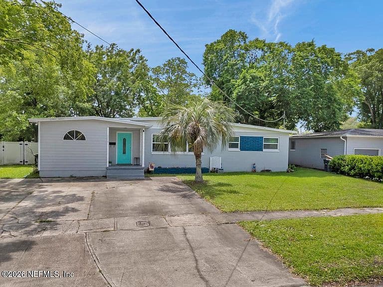 Listing photo 4
