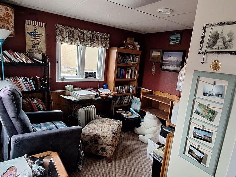 Listing photo 3