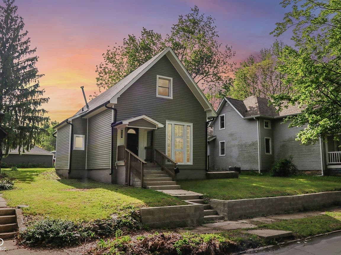 Primary listing photo