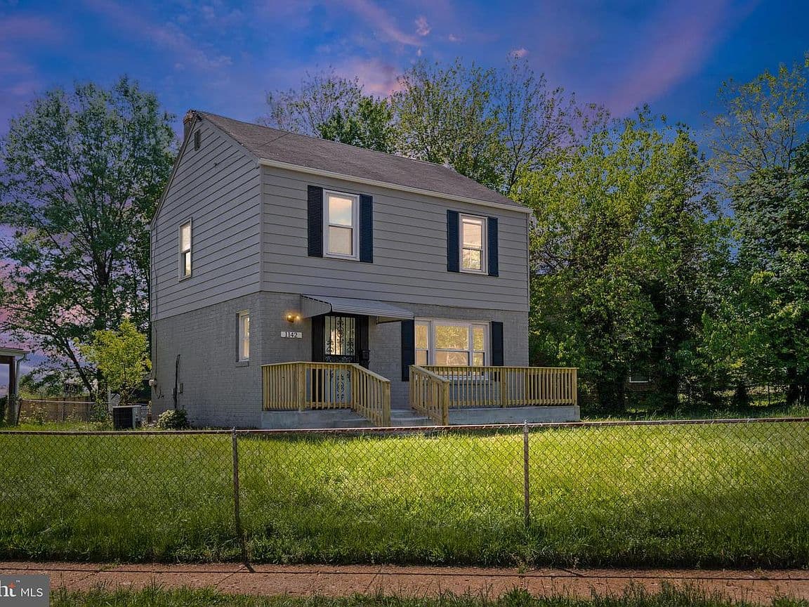 Primary listing photo