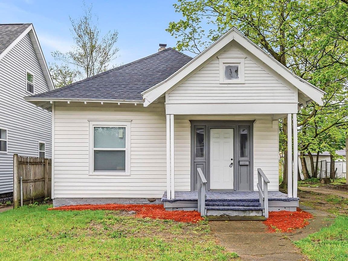 Primary listing photo