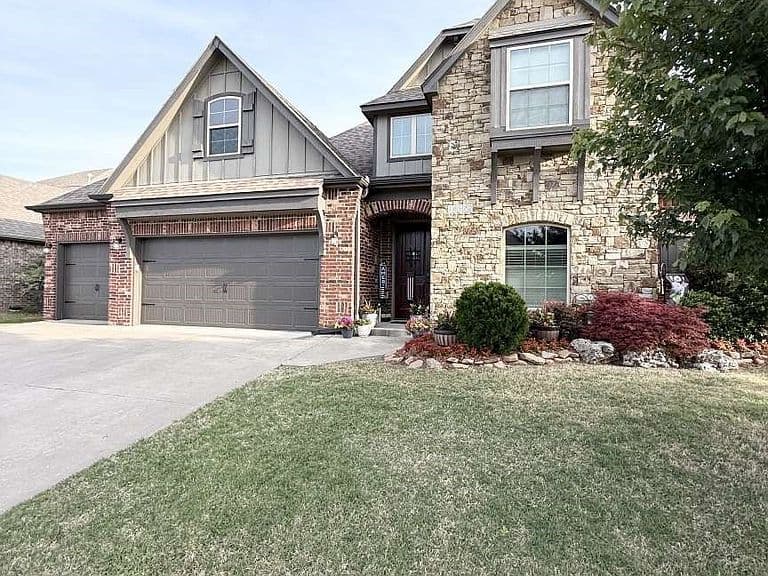 Listing photo 4
