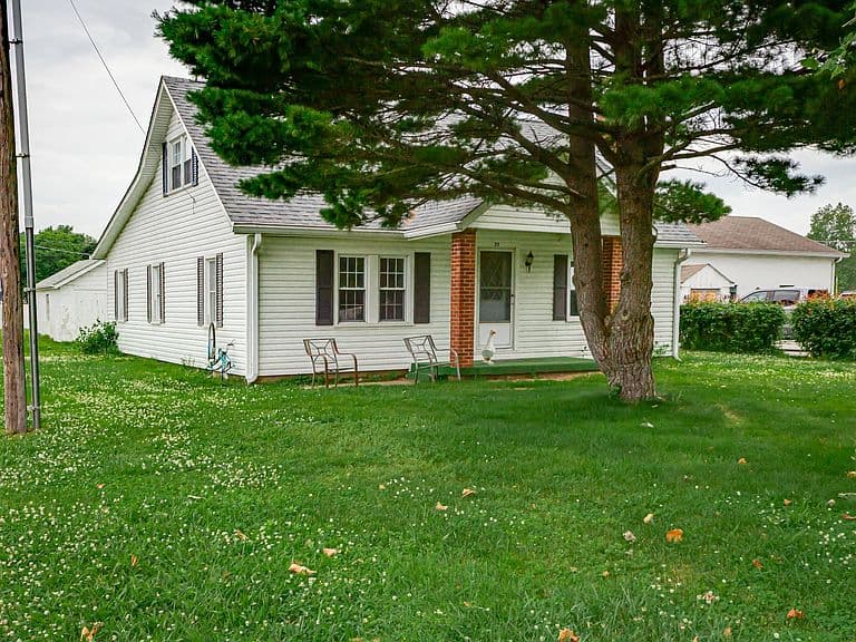 Listing photo 3