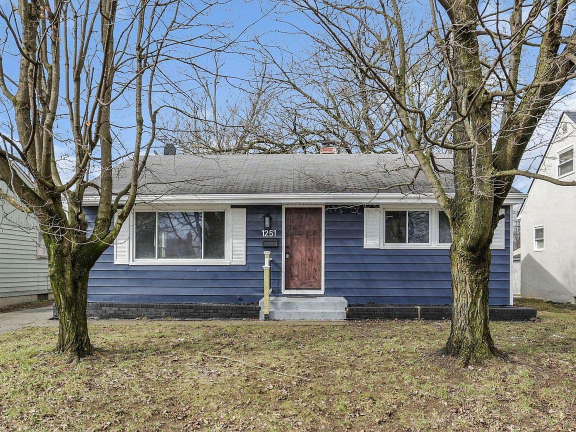 Primary listing photo
