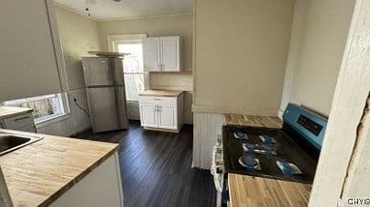 Listing photo 5