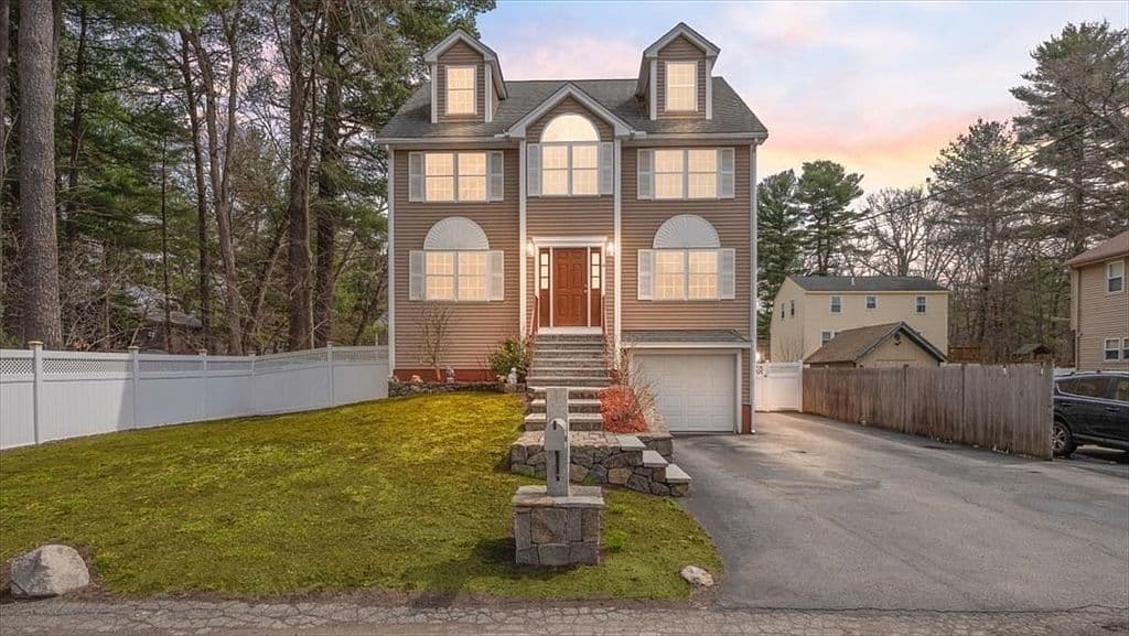 Primary listing photo