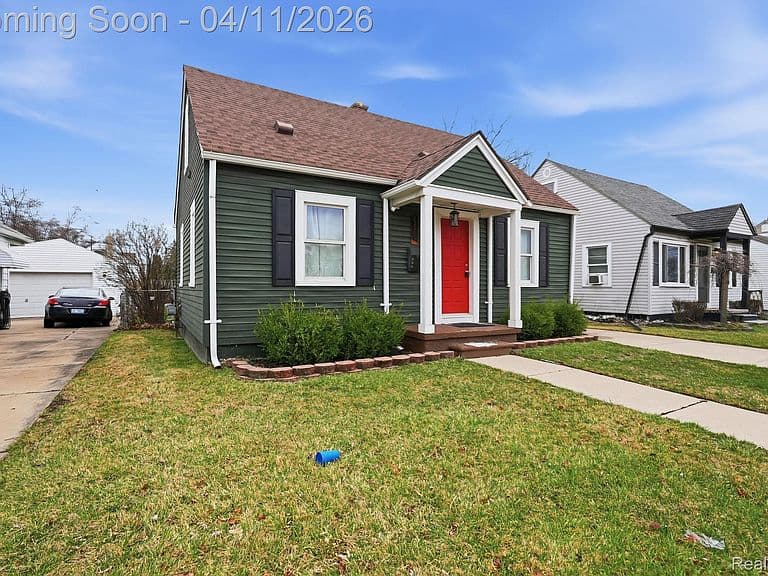 Listing photo 2