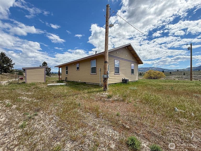Listing photo 5
