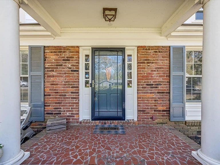 Listing photo 5