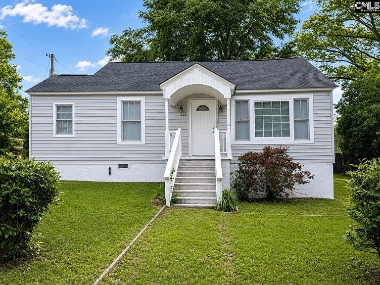 Listing photo 2