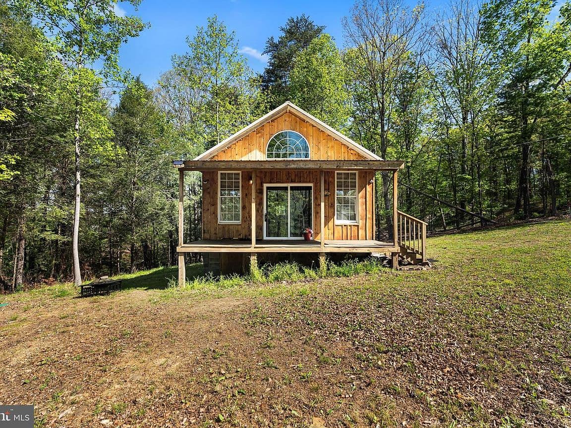 Primary listing photo