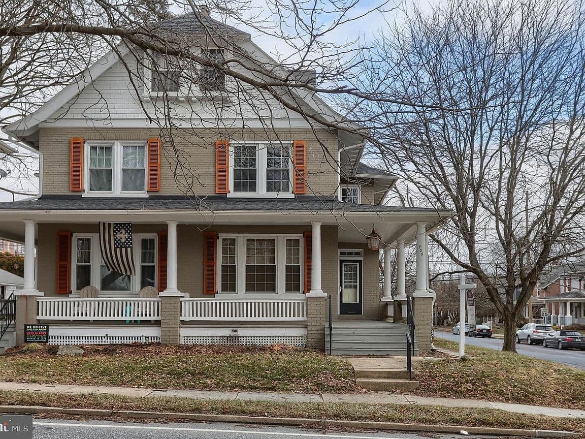 Primary listing photo