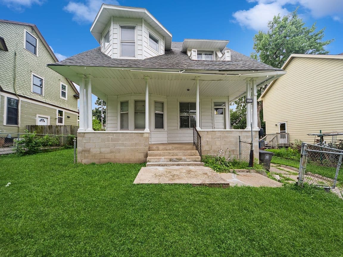 Primary listing photo