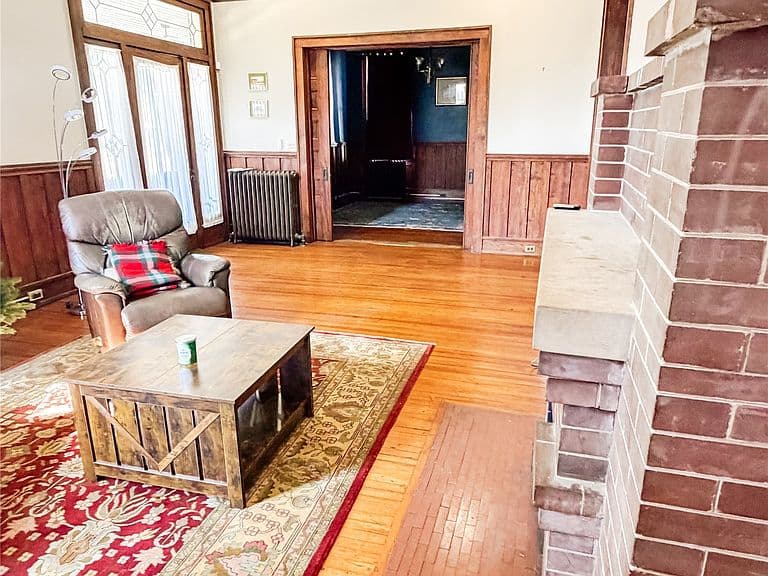 Listing photo 4