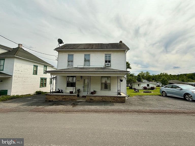 Listing photo 2