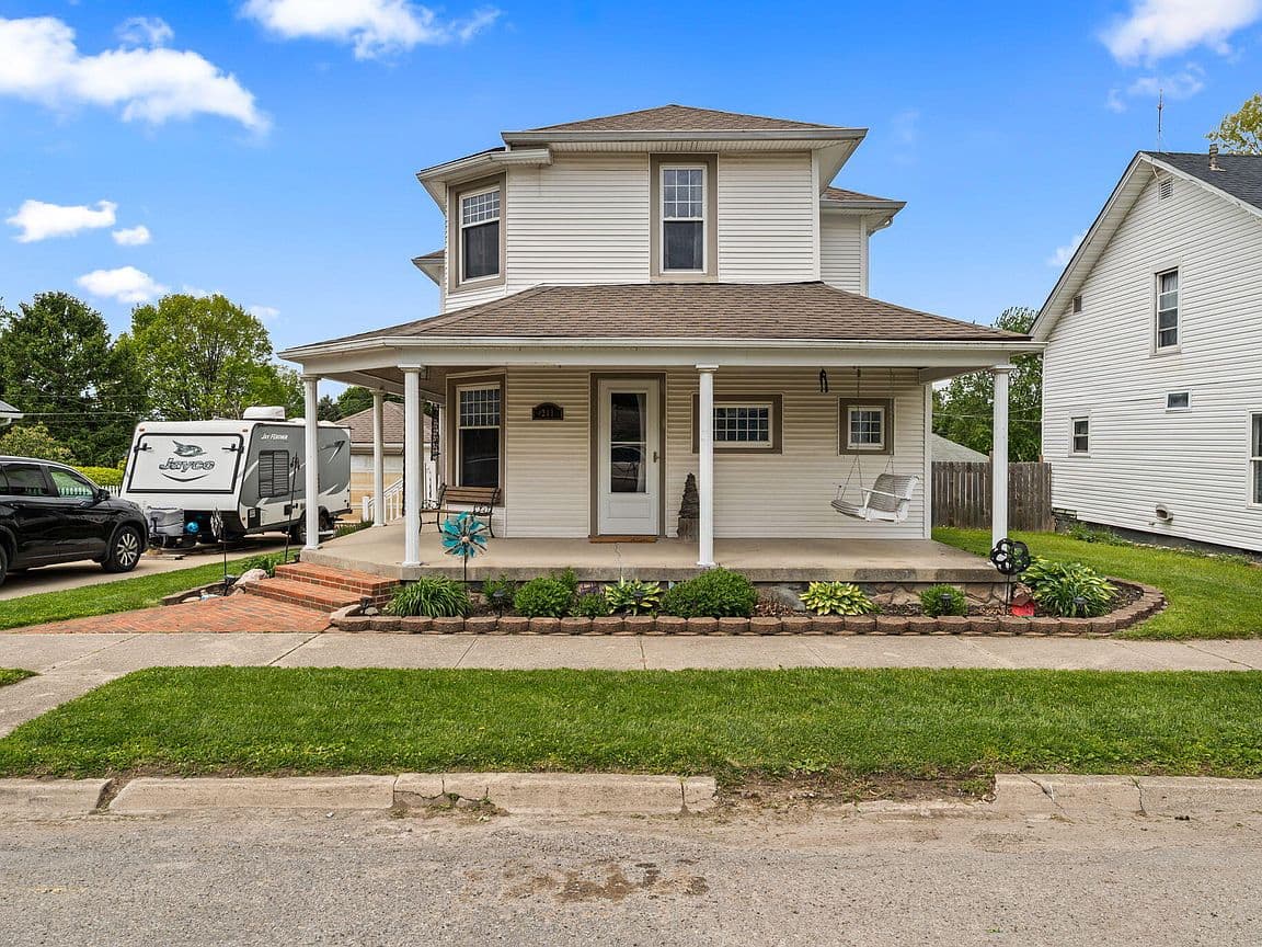 Primary listing photo