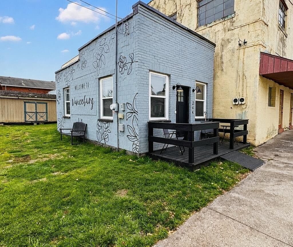 Primary listing photo