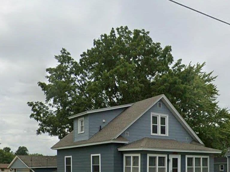 Listing photo