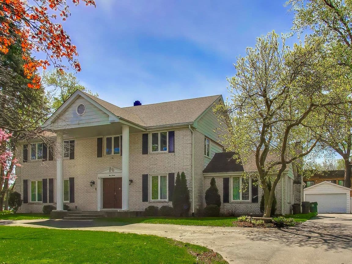 Primary listing photo