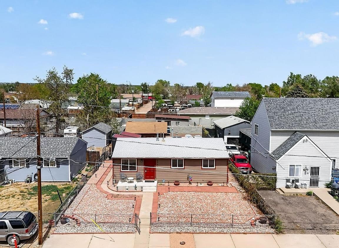 Primary listing photo