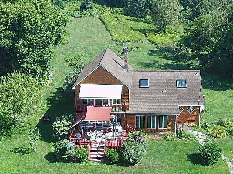 Listing photo