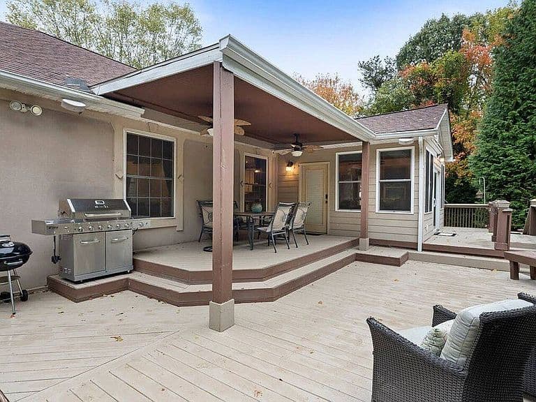 Listing photo 3