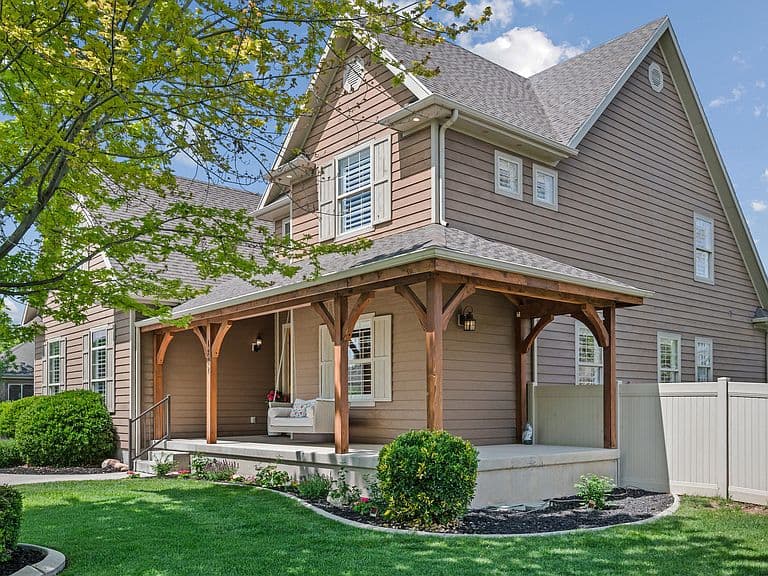 Listing photo 3
