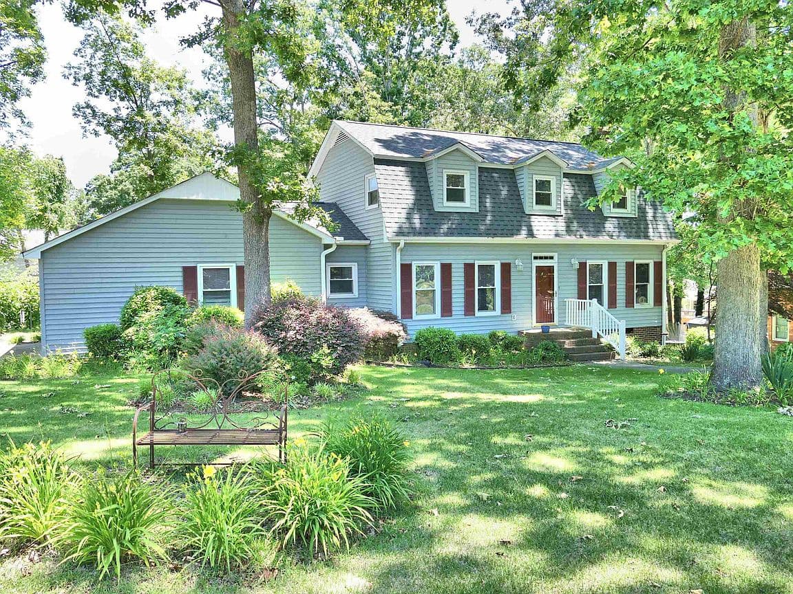 Primary listing photo
