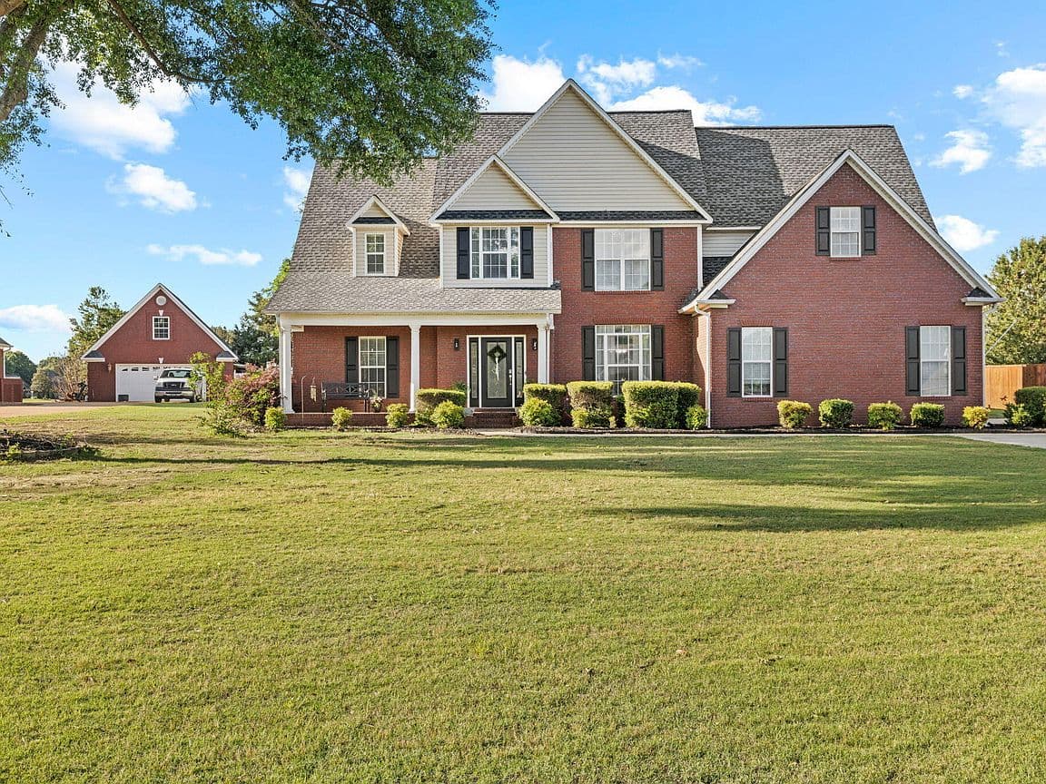 Primary listing photo