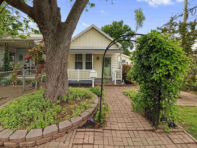 Listing photo 4